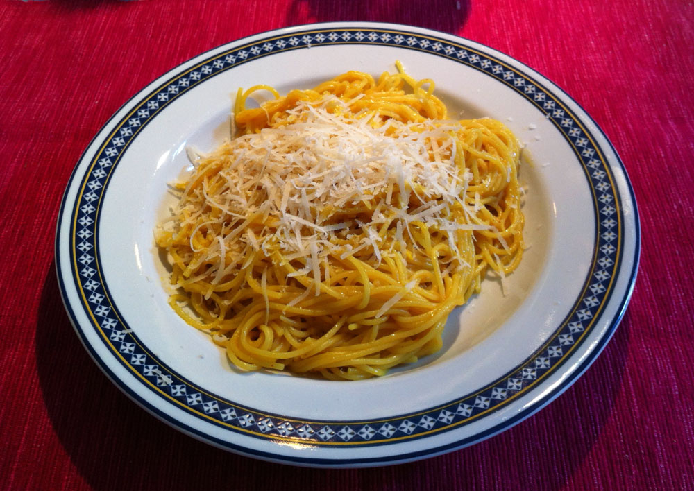Spaghetti aglio olio e peperoncino. E… Cúrcuma!!